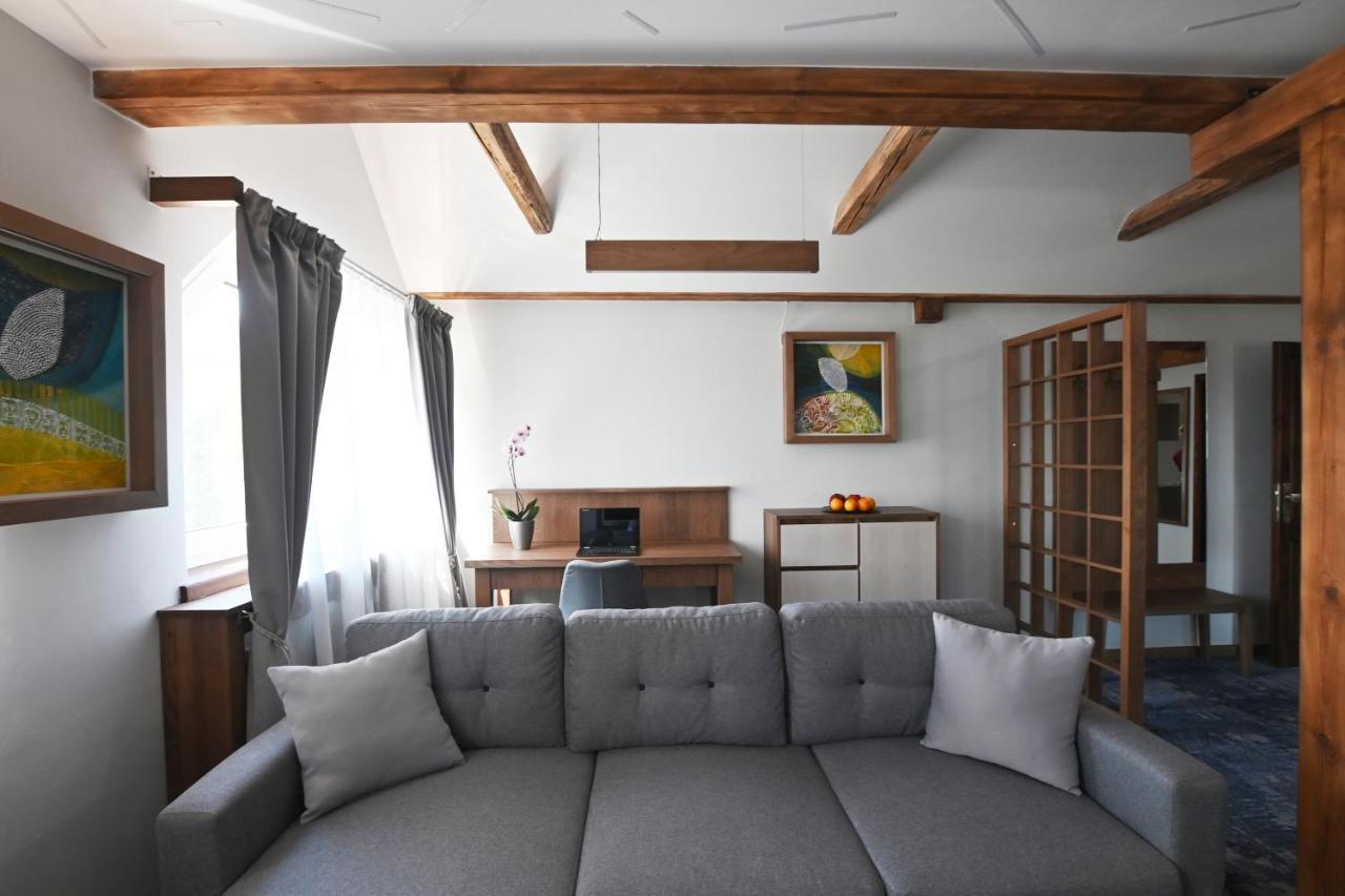Apartmány Spessart Chomutov Exteriér fotografie